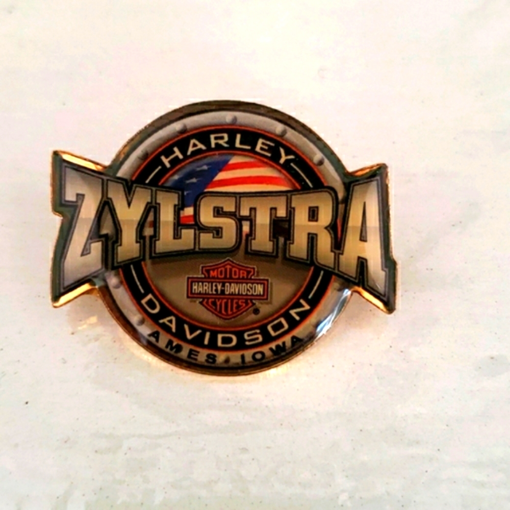 Harley-Davidson Vintage Dealership Pin